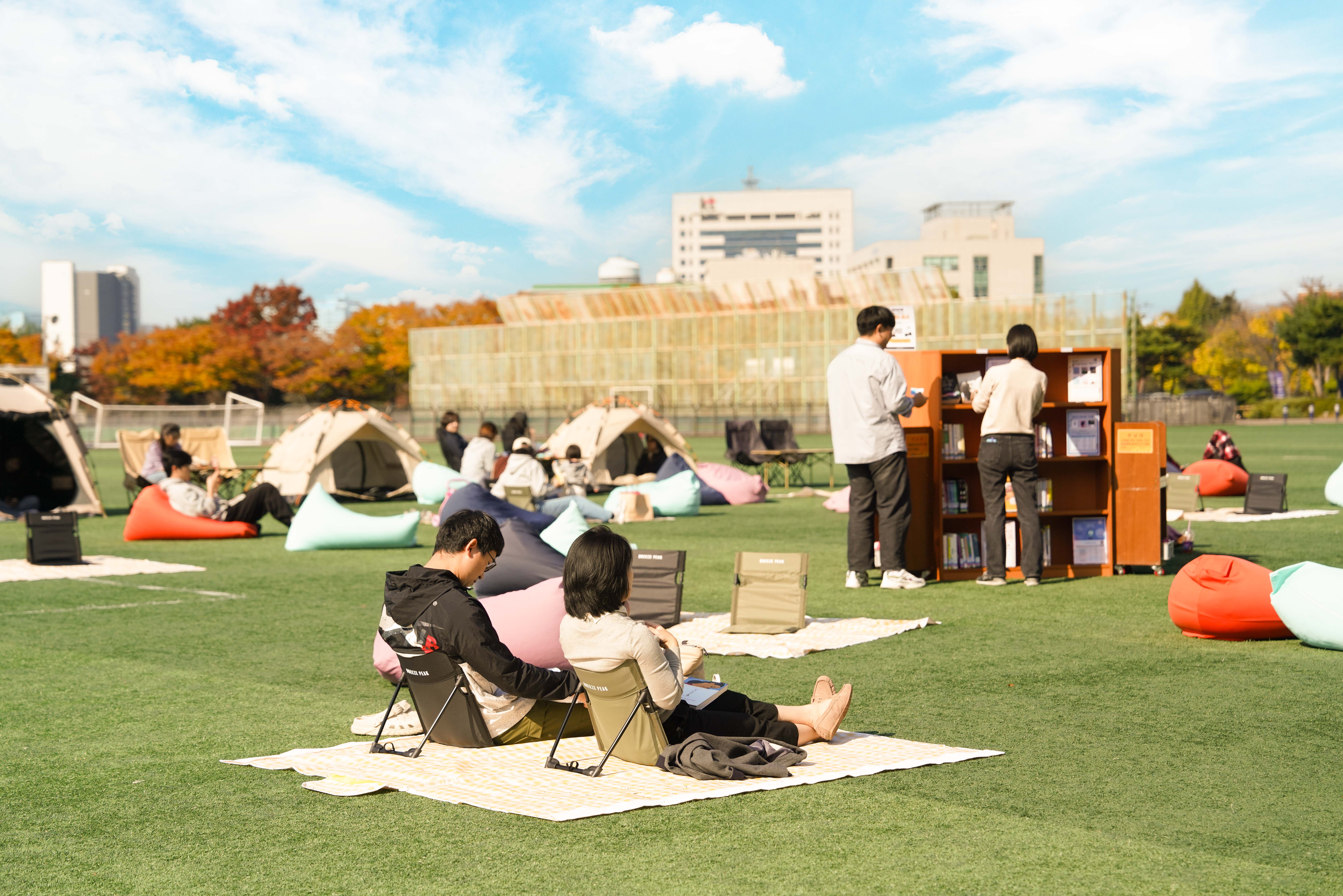 조선대 중앙도서관, 지역민과 함께하는 ‘CSU 북(Book) 피크닉’ 성료 대표이미지